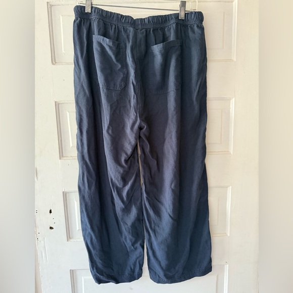 Splendid Navy Wide Leg Pants - Picture 3 of 6